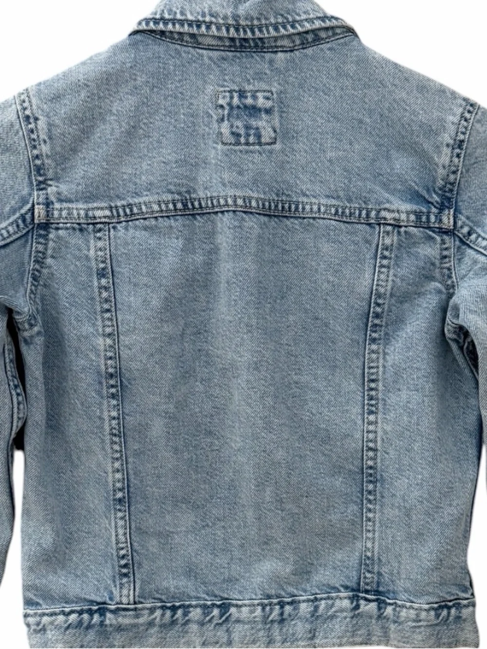 GAP Light Blue Stonewash Denim Jean Jacket Girls Size L Cotton Snap Pockets